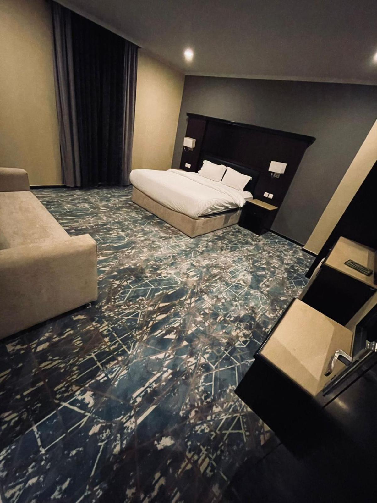 Al Taif Suites エクステリア 写真